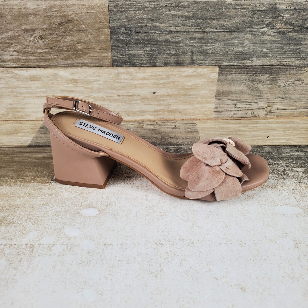 Steve Madden Ammie Womens Sandals Sz 7.5 Blush Pink Floral Detail Ankle Strap